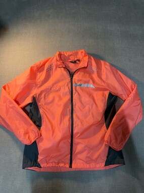 New Balance Women's Lightweight Reflective Running Jacket